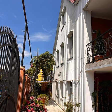 chexovi 24 Hotel Kobuleti Ngoại thất bức ảnh