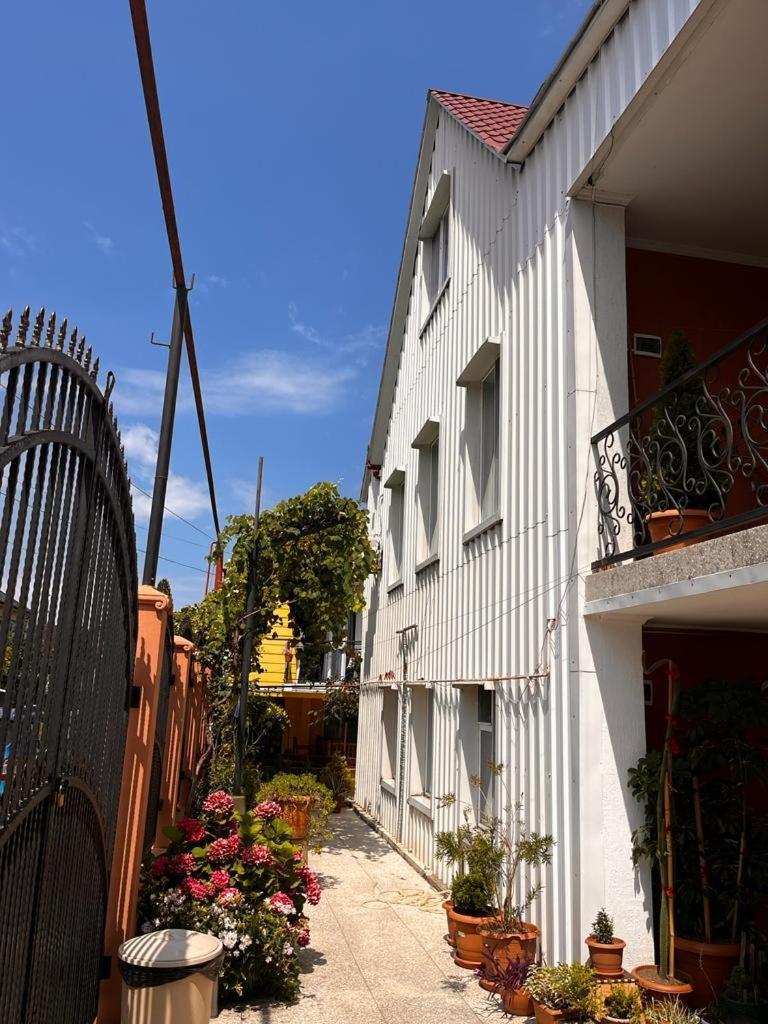 chexovi 24 Hotel Kobuleti Ngoại thất bức ảnh