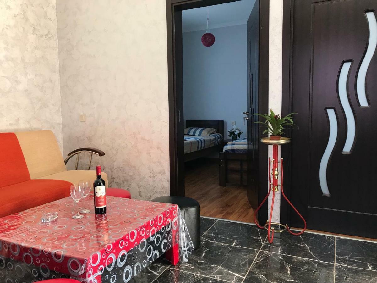 chexovi 24 Hotel Kobuleti Ngoại thất bức ảnh