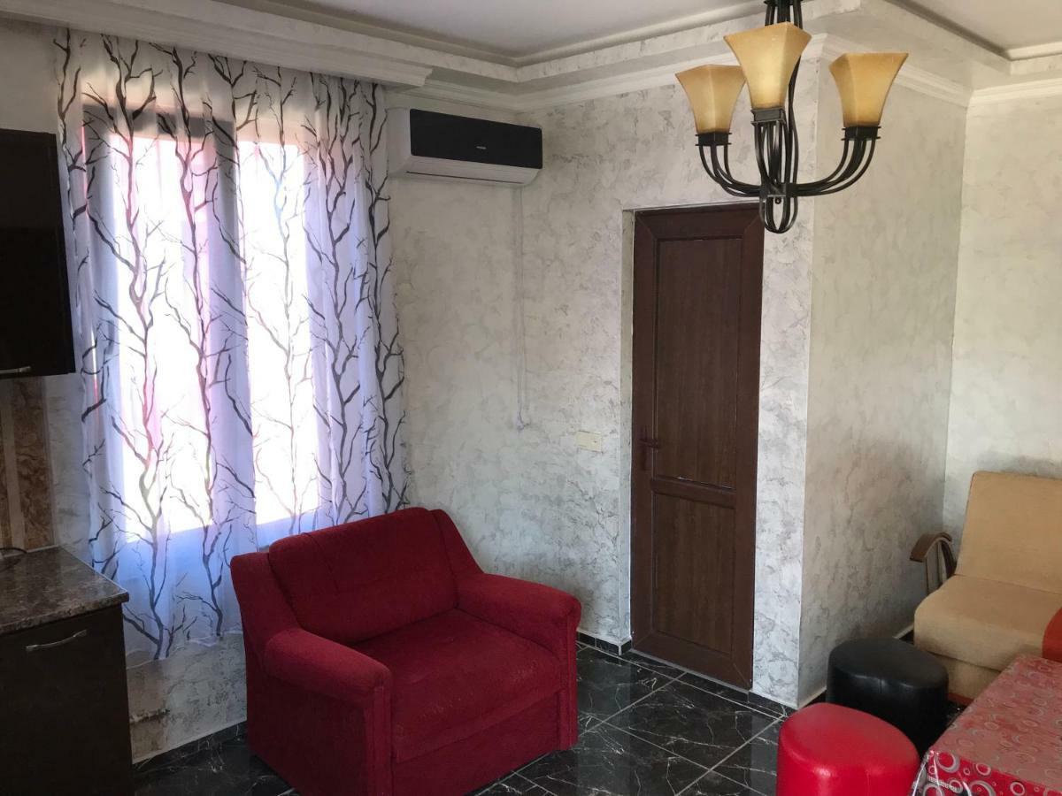 chexovi 24 Hotel Kobuleti Ngoại thất bức ảnh
