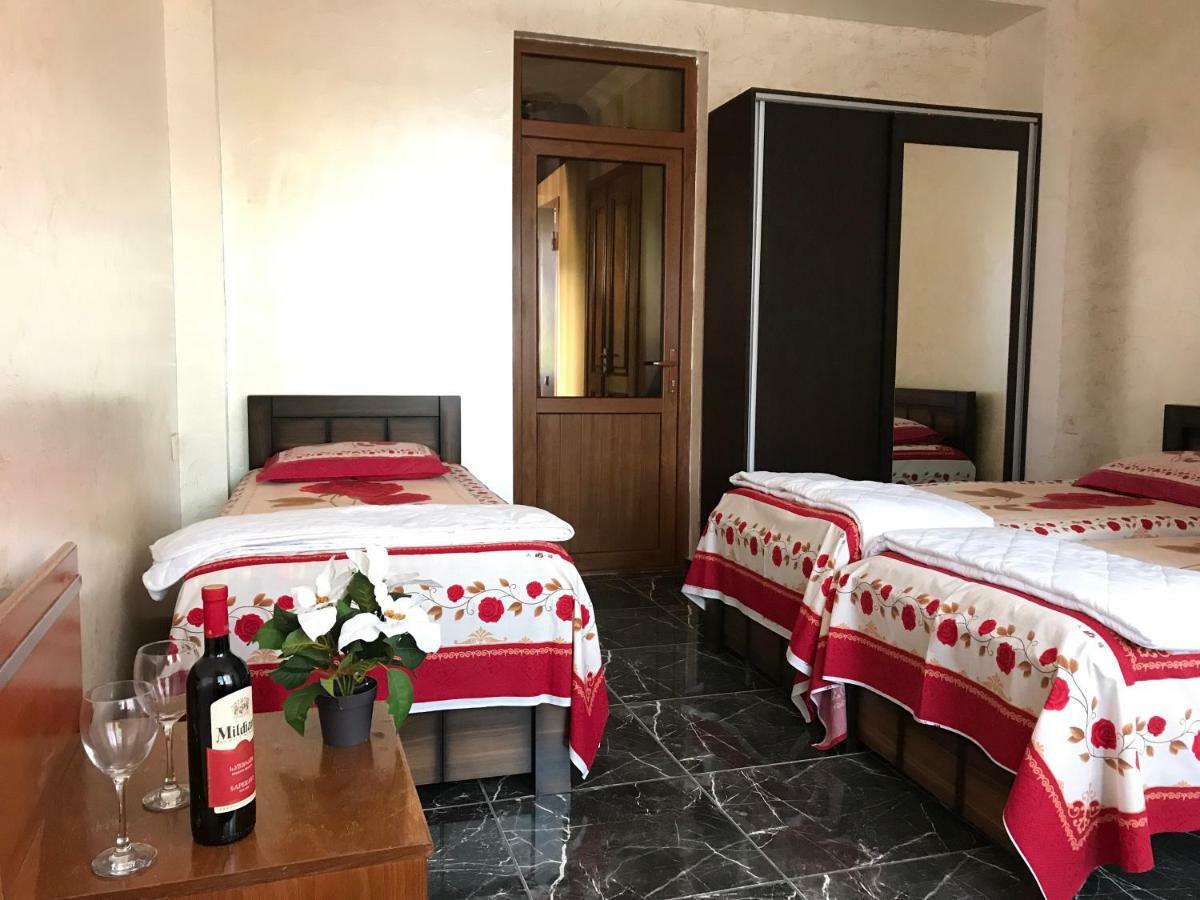 chexovi 24 Hotel Kobuleti Ngoại thất bức ảnh