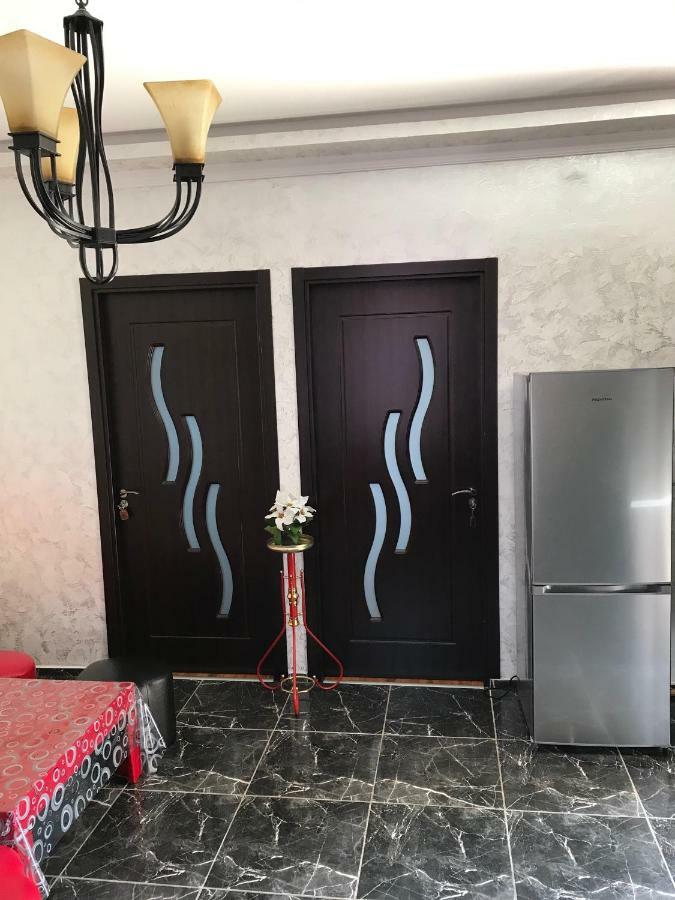 chexovi 24 Hotel Kobuleti Ngoại thất bức ảnh