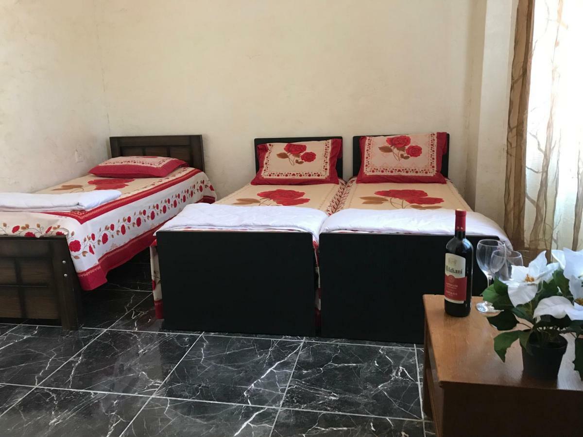 chexovi 24 Hotel Kobuleti Ngoại thất bức ảnh